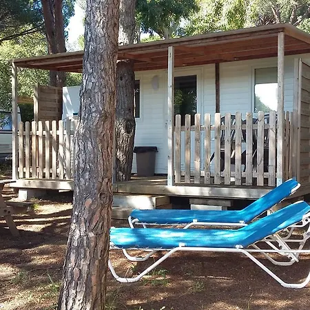 Camping Les Tours Du Pinet Domaine Cezanne Kemp Saint Tropez
