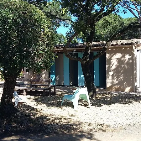 Camping Les Tours Du Pinet Domaine Cezanne * Saint Tropez