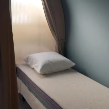 Camping Les Tours Du Pinet Domaine Cezanne مكان تخييم